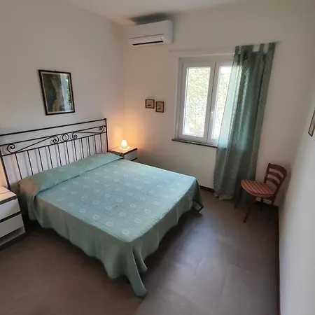 別荘 Casa Ibiscus Tropea サンタ・ドメーニカ